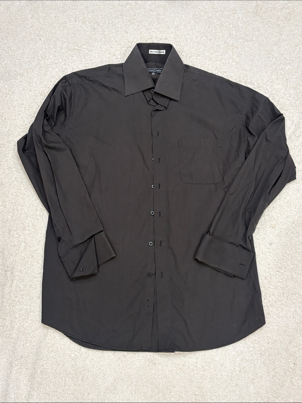 Avanti Uomo Classic Men's Black Button-Down Dress Shirt